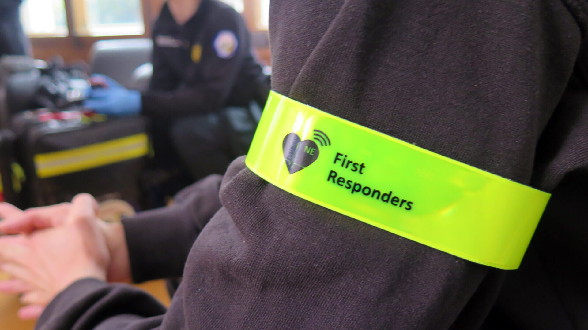Premiers secours: le Canton de Neuchâtel lance une campagne pour augmenter le nombre de First Responders