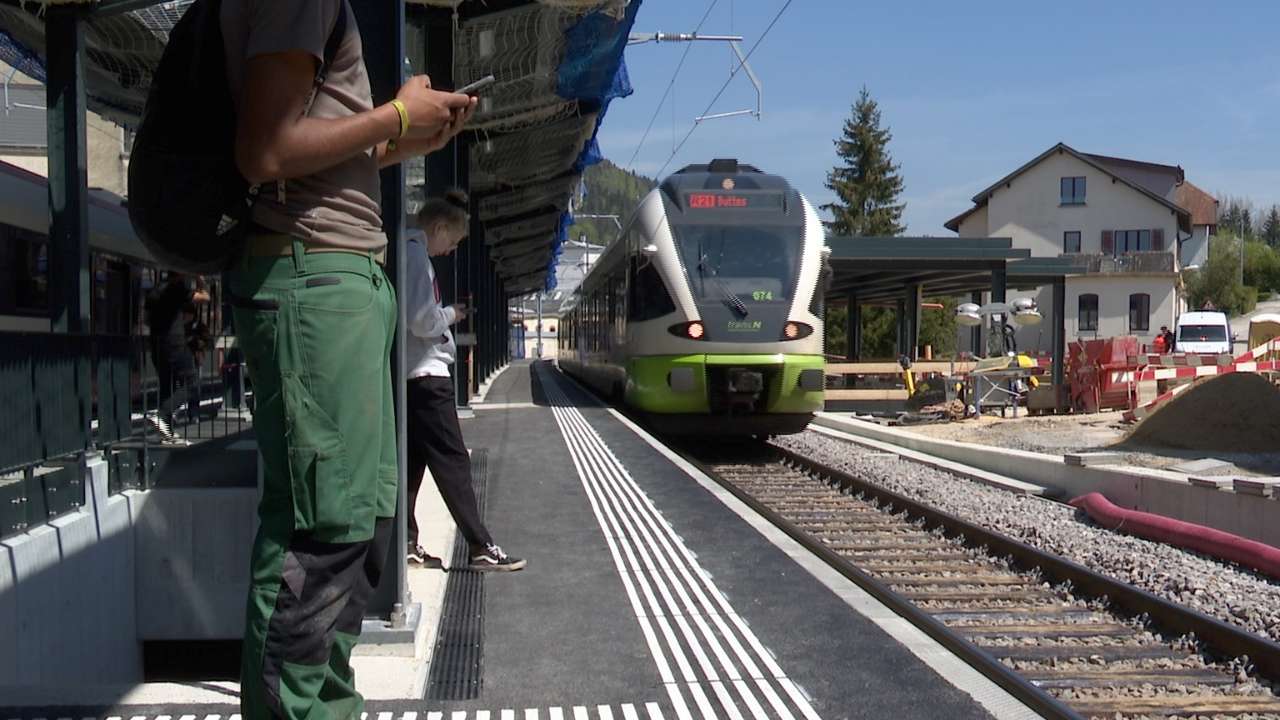 Les trains circulent à nouveau entre Buttes et Travers