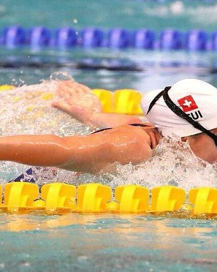 Loane Richard en papillonne de bonheur