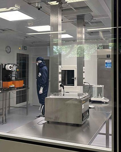 Une nouvelle salle sèche pour créer des batteries du futur