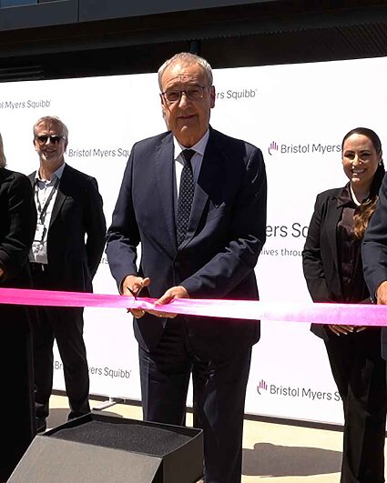 Guy Parmelin en visite à Boudry pour inaugurer le nouveau site à 300 millions de BMS