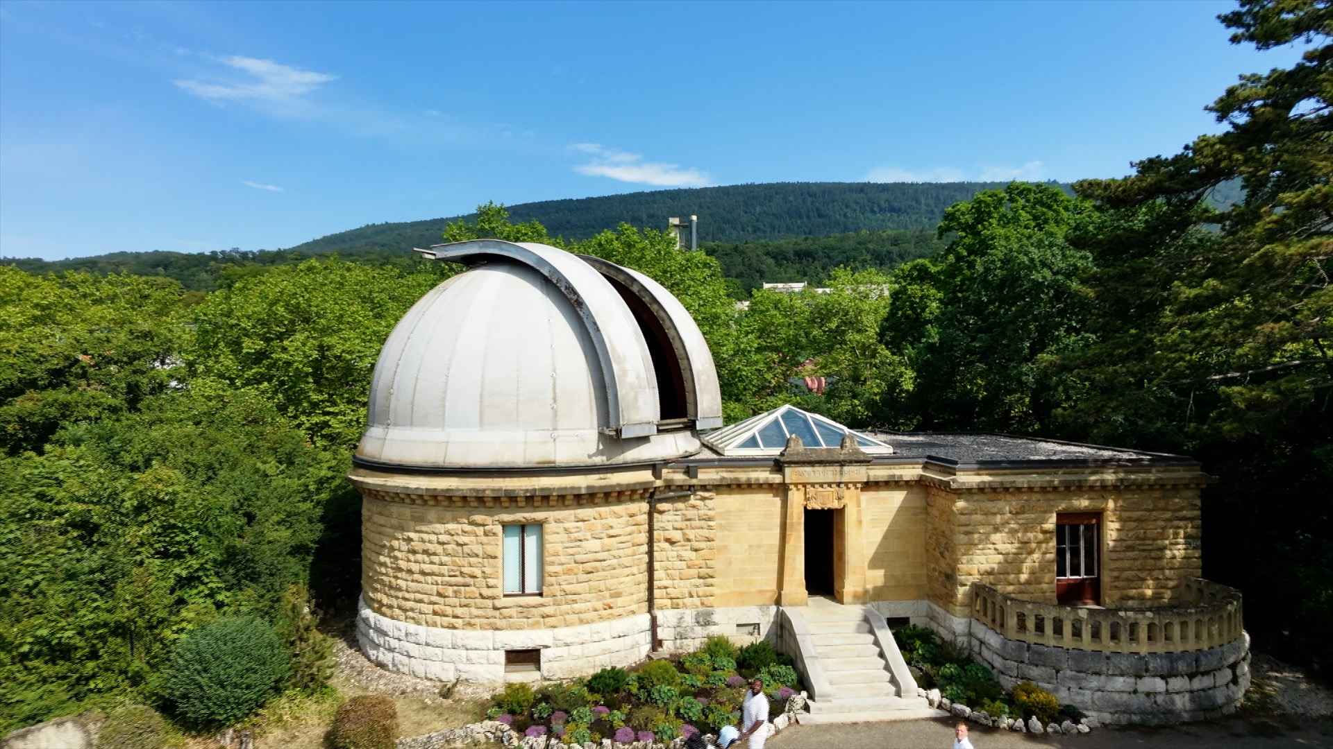 Découvrez l'histoire méconnue de l'Observatoire, garant de la haute précision de nos horlogers