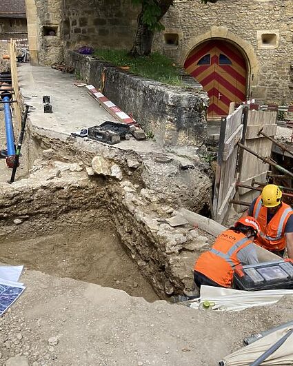 Fouilles à Colombier : des murs de la villa gallo-romaine font leur apparition