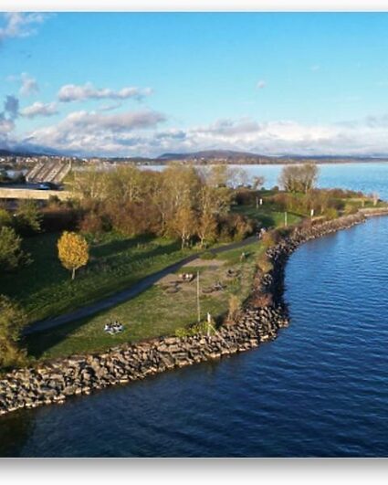 Utiliser l’eau du lac pour refroidir ou chauffer nos bâtiments