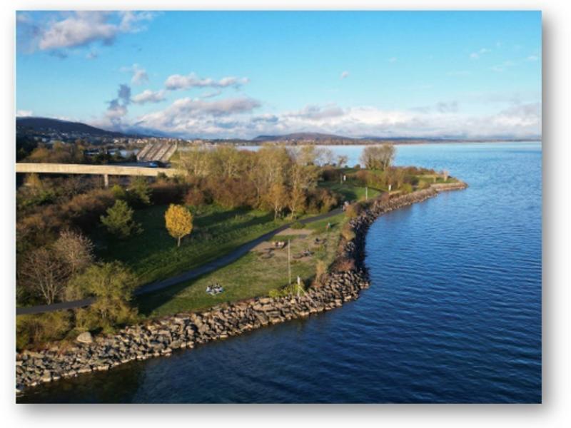 Utiliser l’eau du lac pour refroidir ou chauffer nos bâtiments